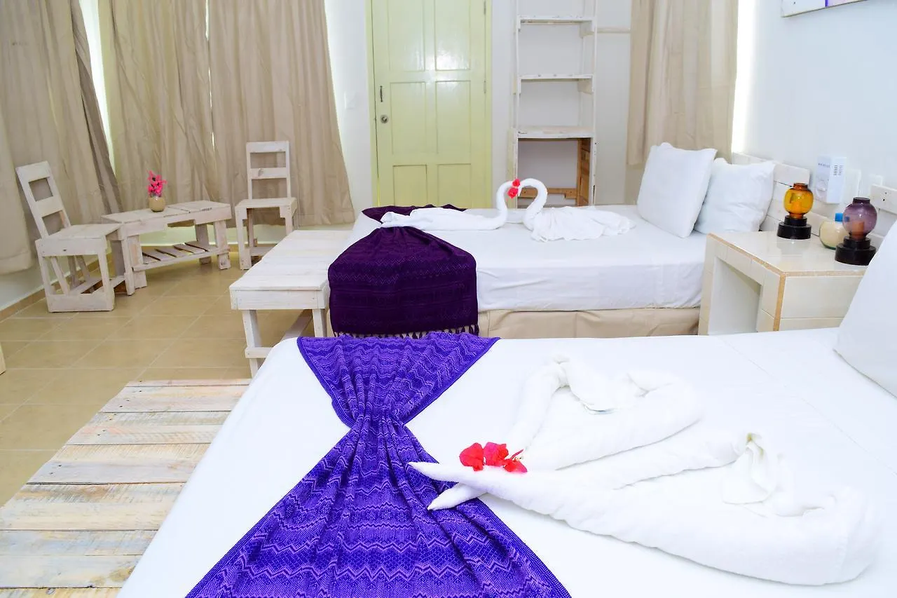 Hotel Gota De Sal Puerto Morelos Mexico